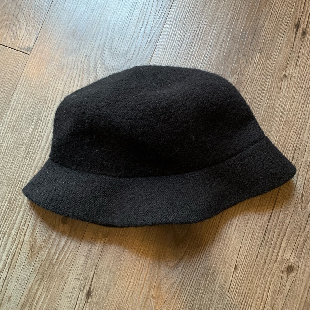 Black Bucket Hat